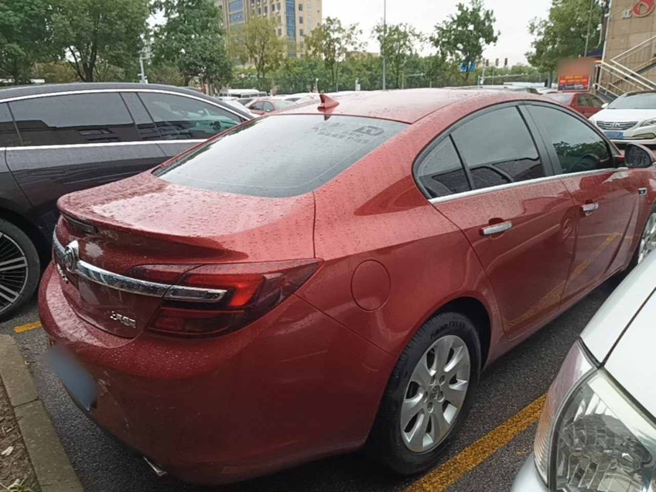 Regal 2015 1.6T Elite Tech photo 4