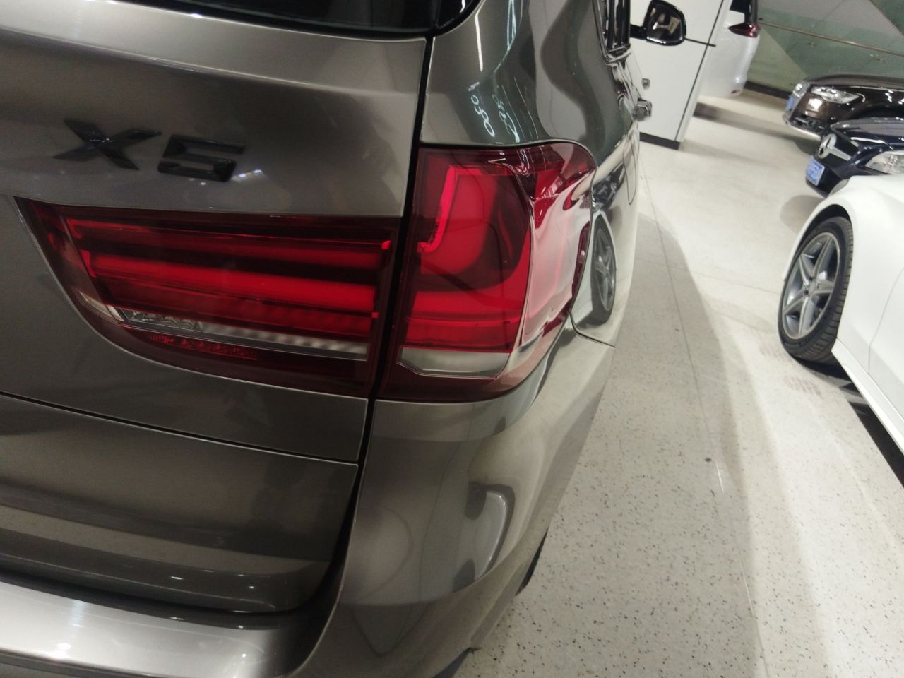 X5 Imported 2017 xDrive28i photo 2
