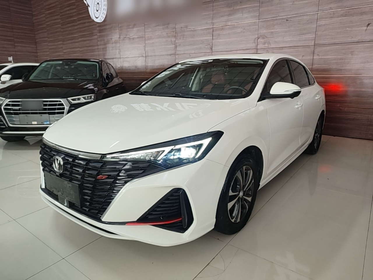 Eado 2022 PLUS NE 1.4T GDI DCT Premium