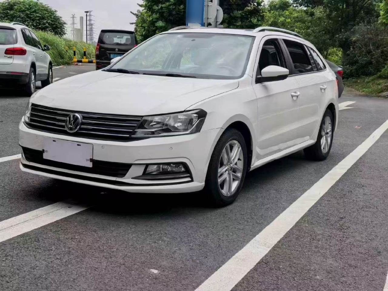2015 1.6L AT Comfort