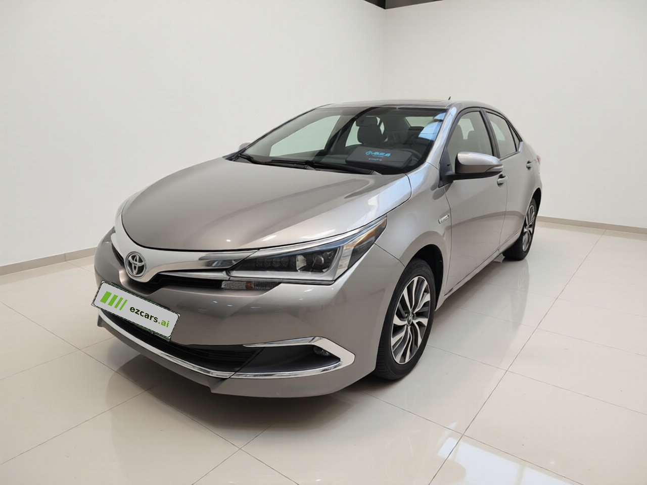 Corolla 2017 Facelift Hybrid 1.8L E-CVT Elite