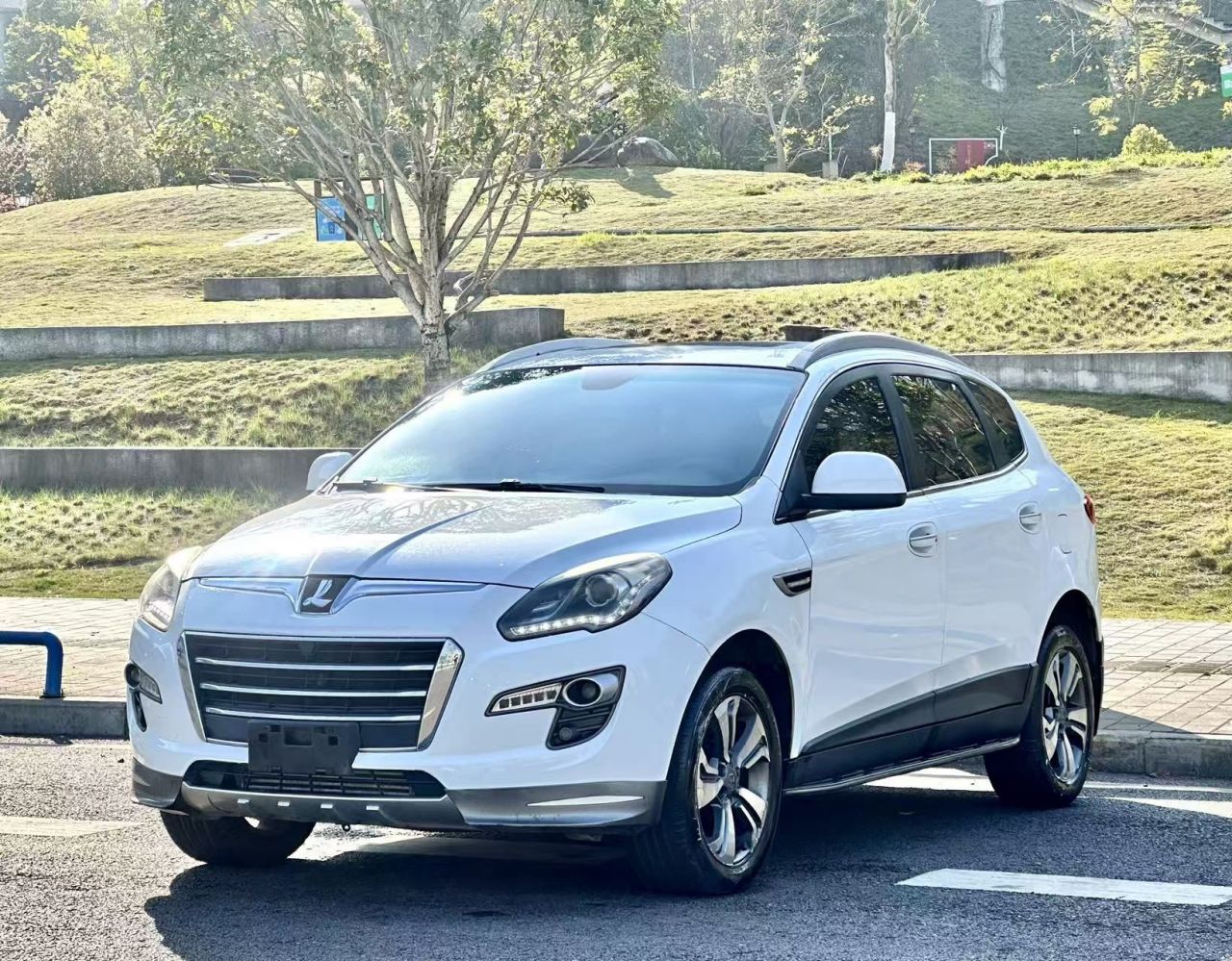 Luxgen 7 SUV 2015 2.2T RWD