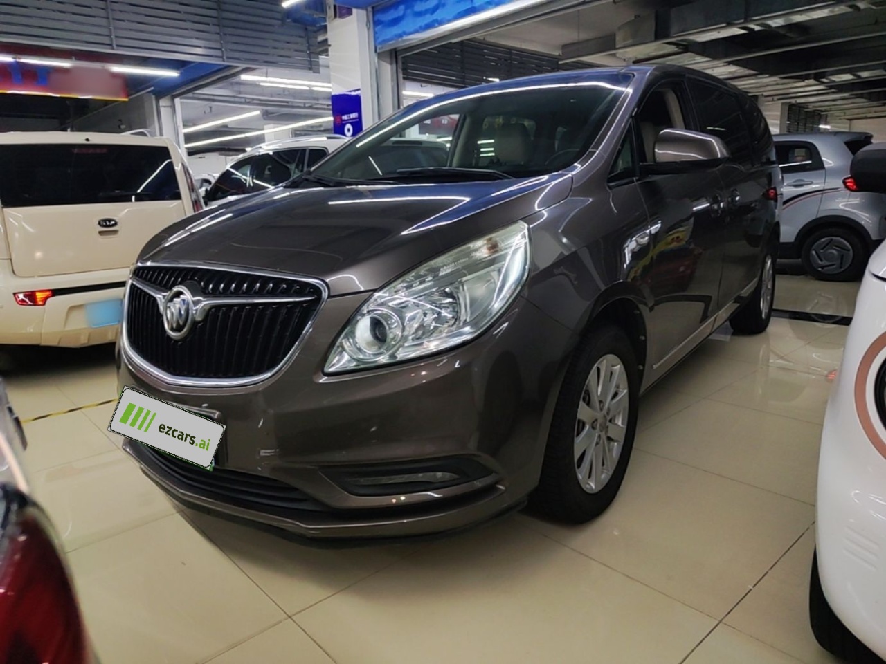 GL8 2017 25S Premium China V
