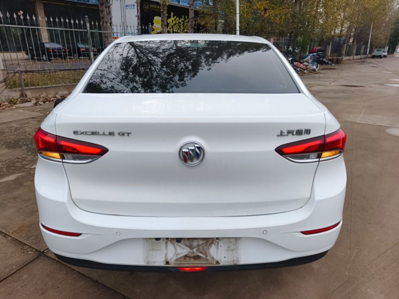 Excelle 2021 Facelift Classic 1.5L AT Elite photo 5