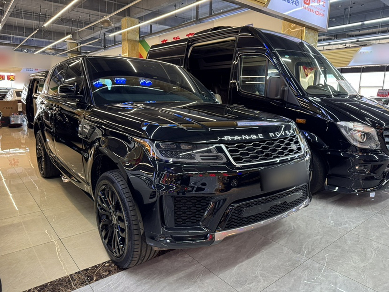 Range Rover Sport 2018 3.0 SC V6 HSE DYNAMIC photo 3