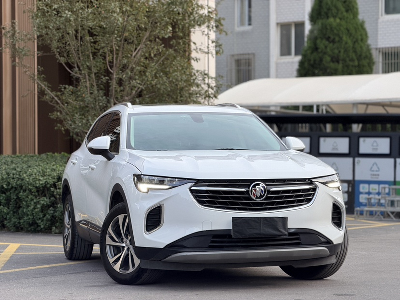 2022 Envision S 552T RWD Elite photo 2