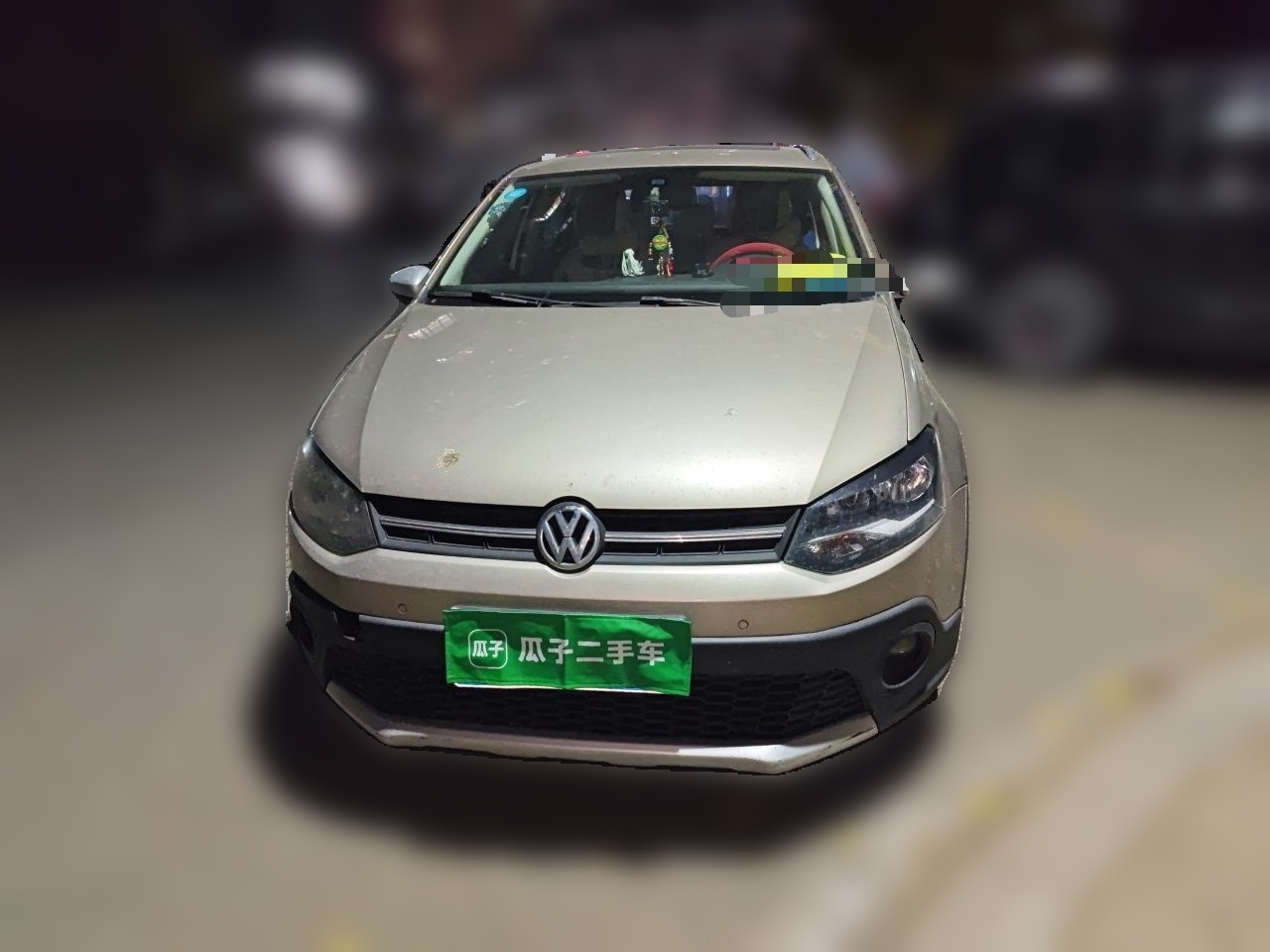 2014 1.6L Cross Polo AT photo 2