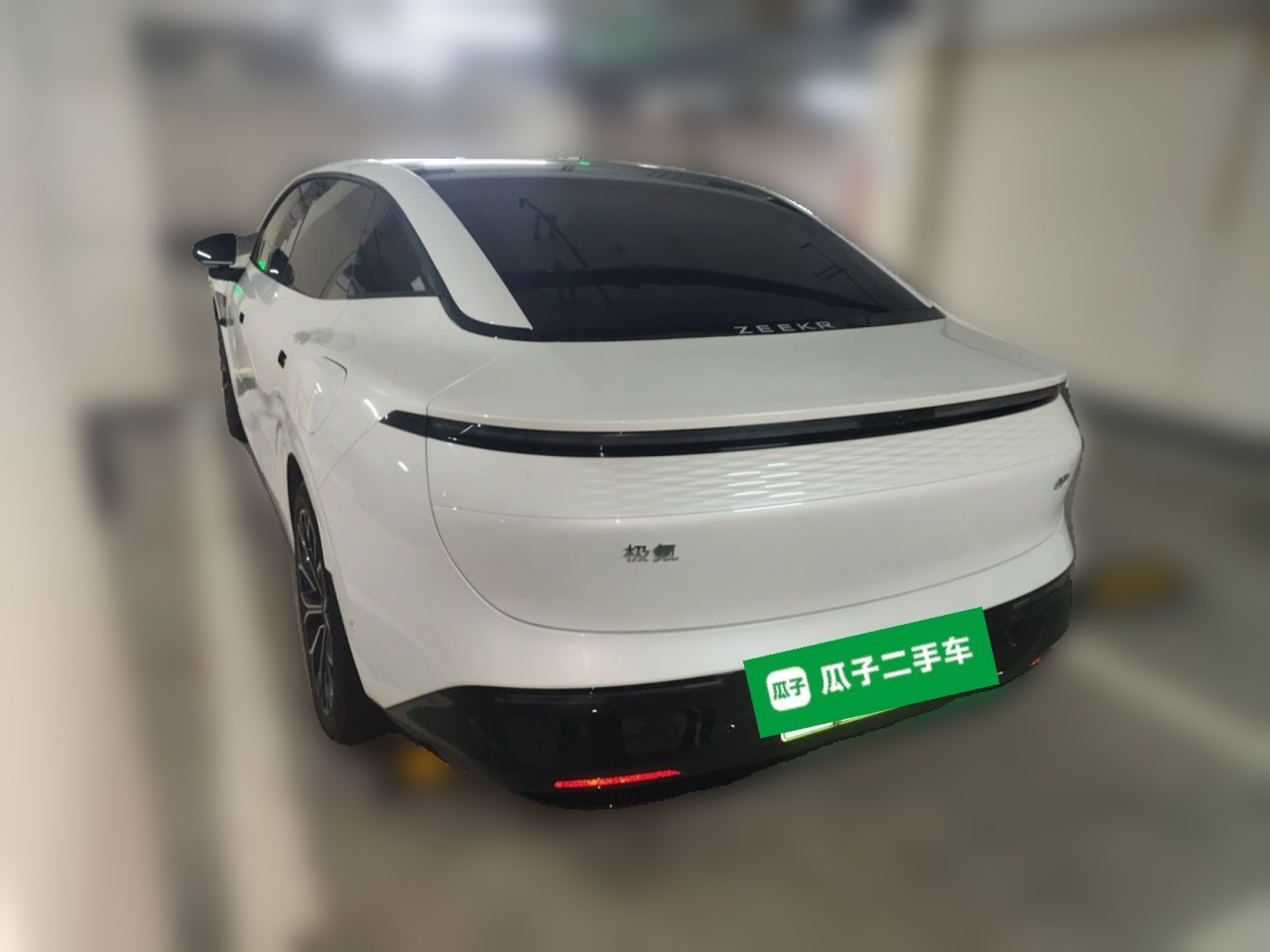007 2025 RWD ADAS 75kWh photo 4