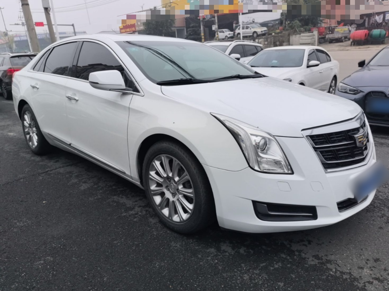 XTS 2017 28T Tech photo 3