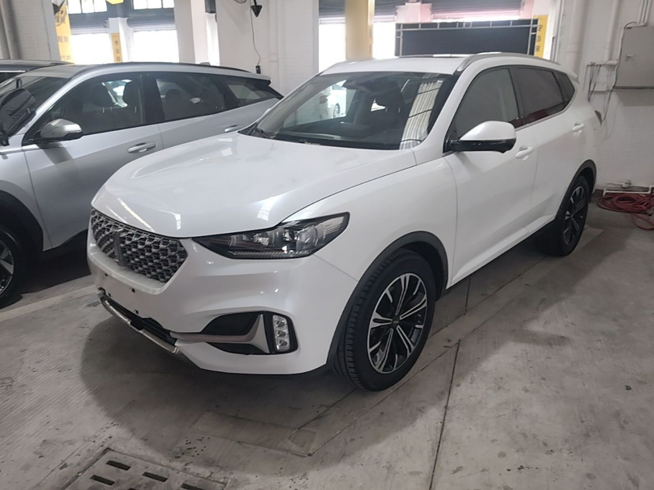 VV6 2021 2.0T RWD Smart +