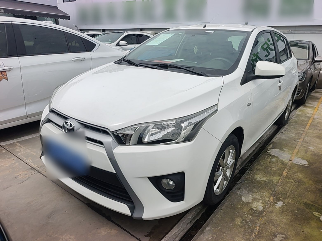 YARiS L 2015 1.5E AT