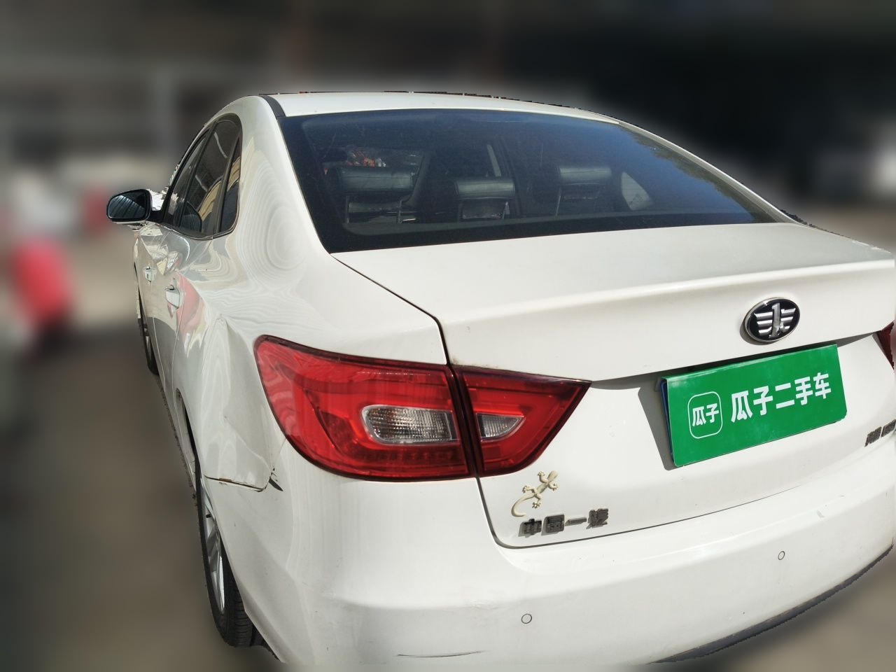 Bestune B30 2016 1.6L MT Luxury photo 4