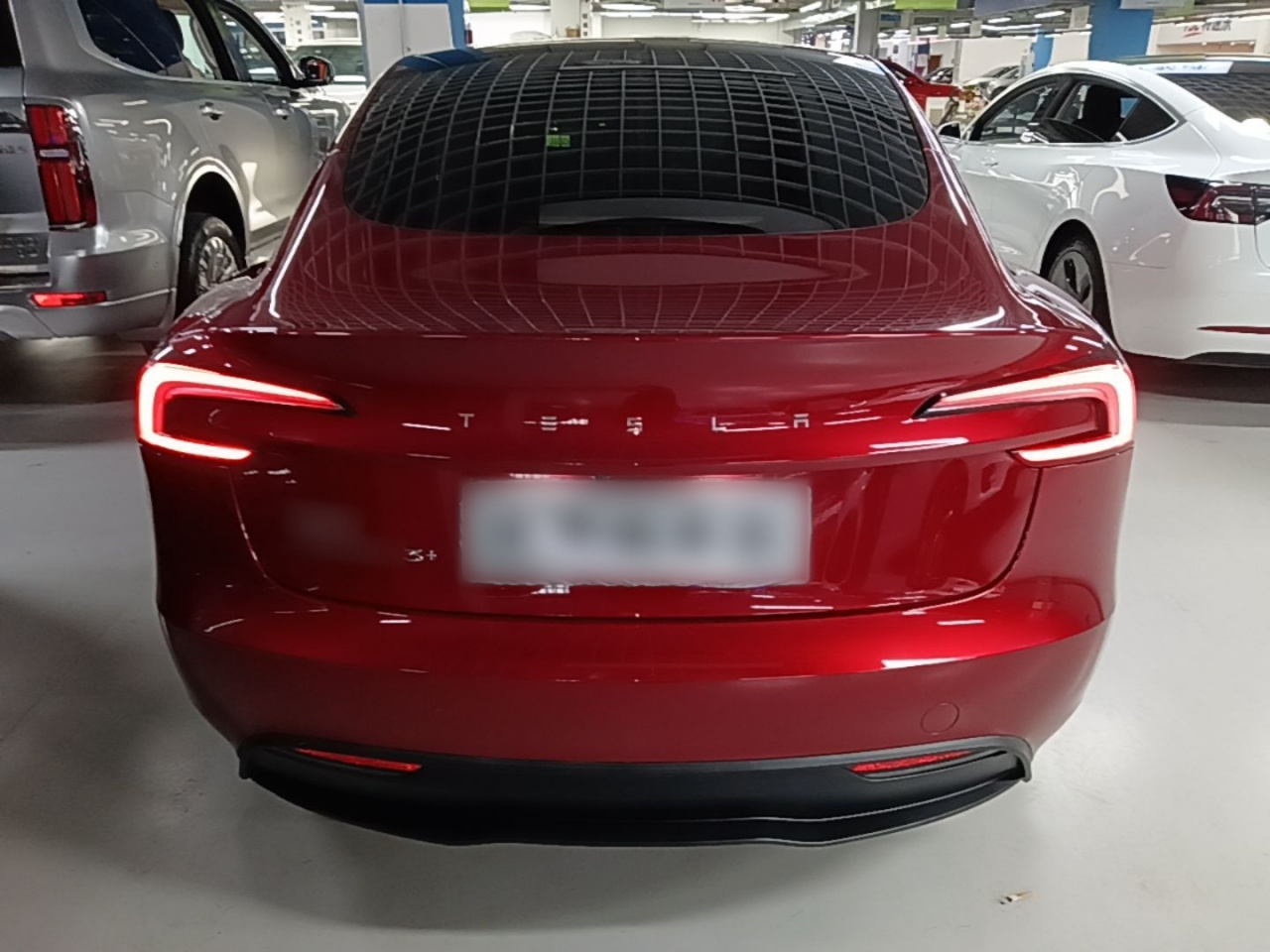 Model 3 2023 Long Range AWD photo 3
