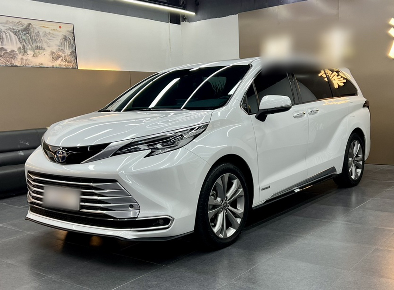 Sienna 2021 2.5L Hybrid Supreme