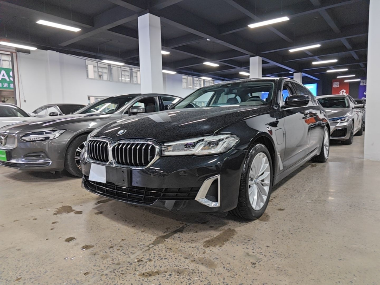 5 Series EV 2021 535Le Luxury