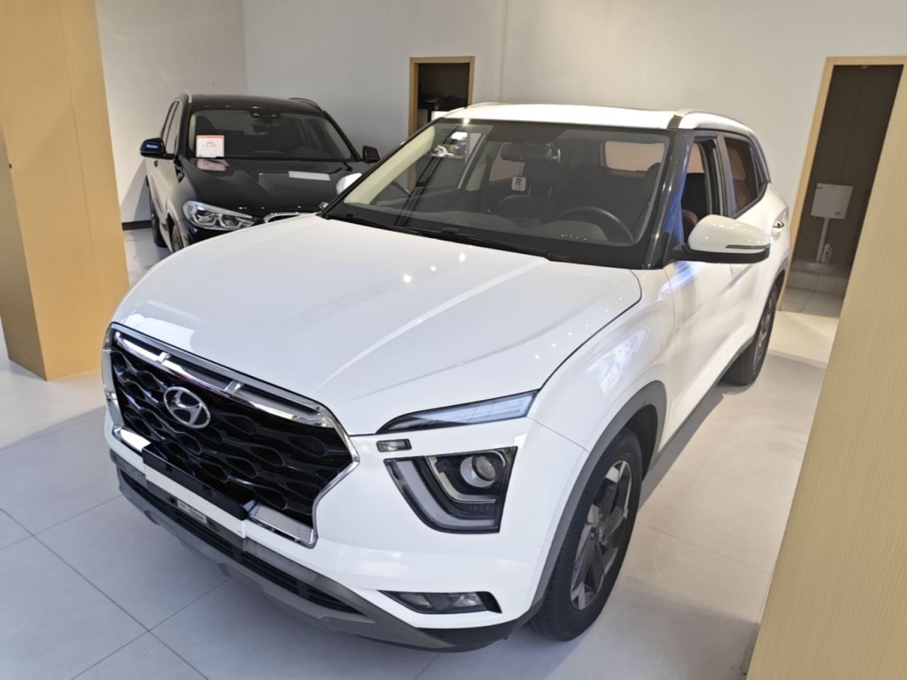 ix25 2020 1.5L CVT GLS Smart