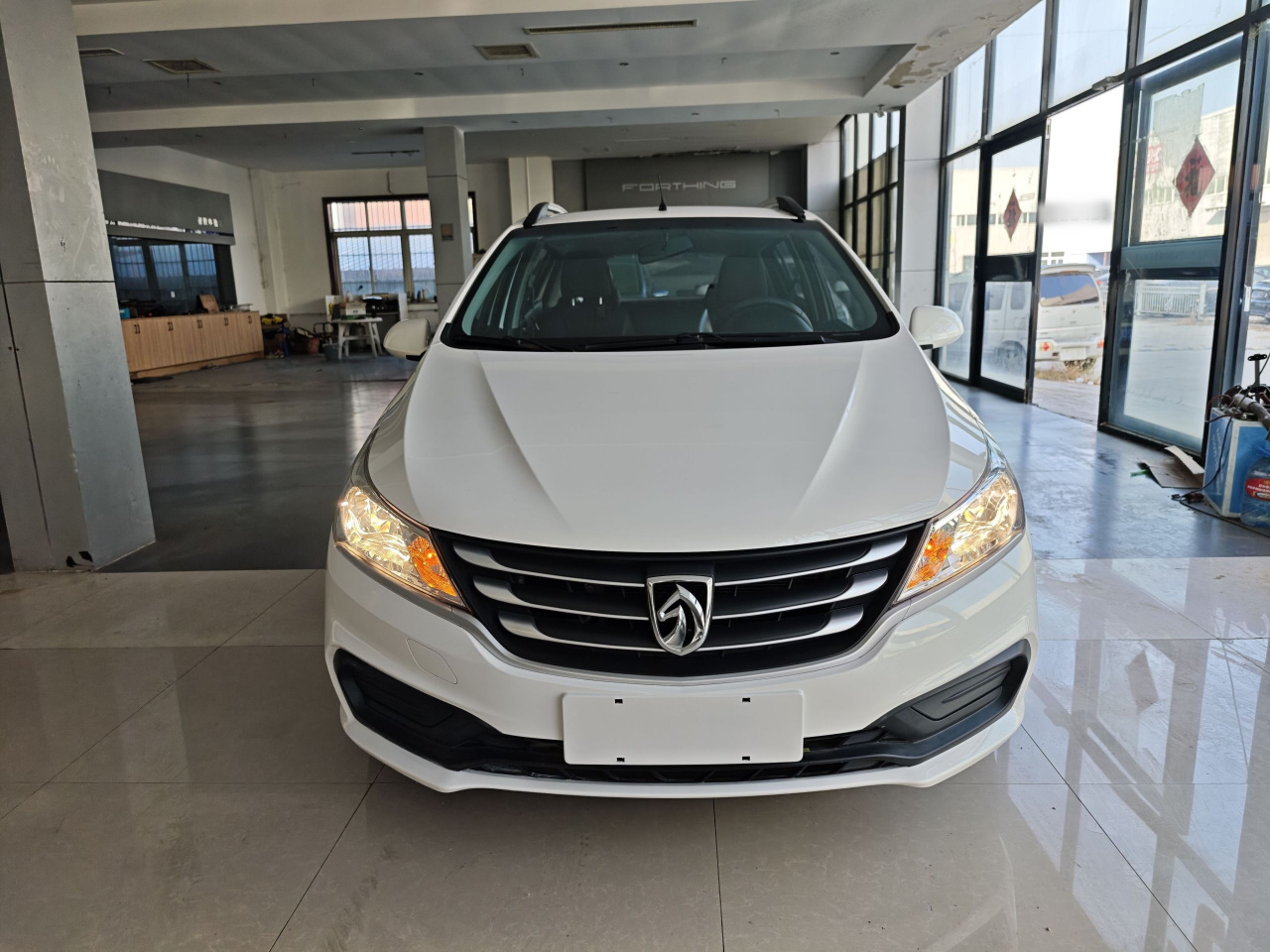310 2016 1.2L MT Comfort photo 2