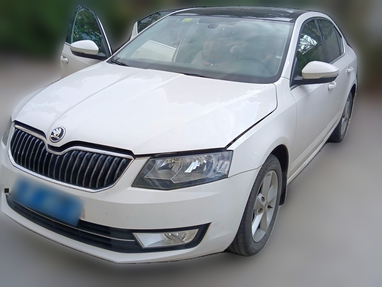 Octavia 2015 1.6L AT