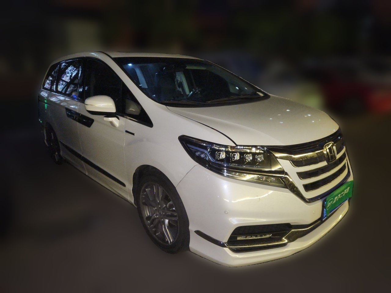 Elysion 2019 2.0L Hybrid Luxury photo 3