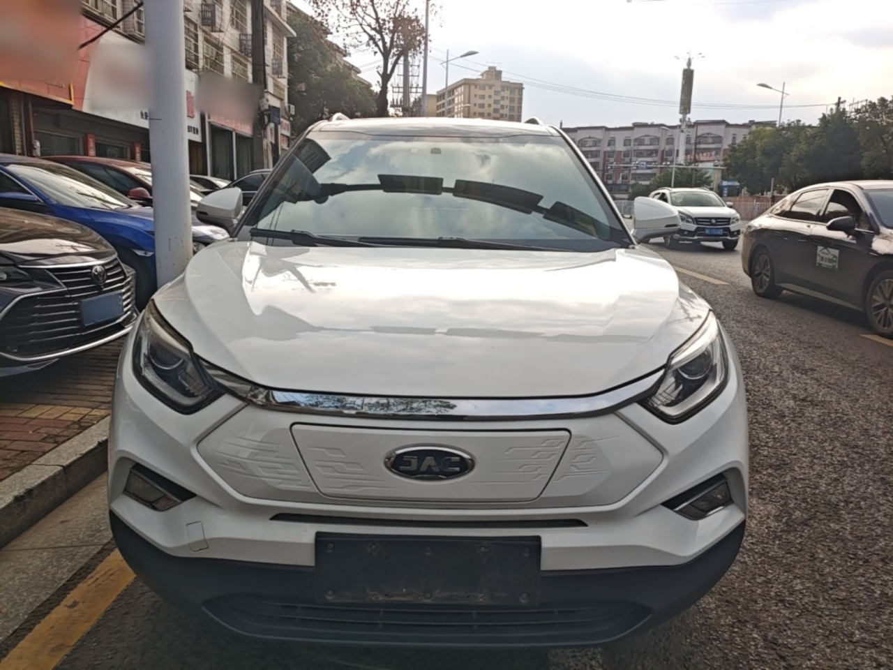 JAC iEVS4 2019 Luxury Smart photo 2