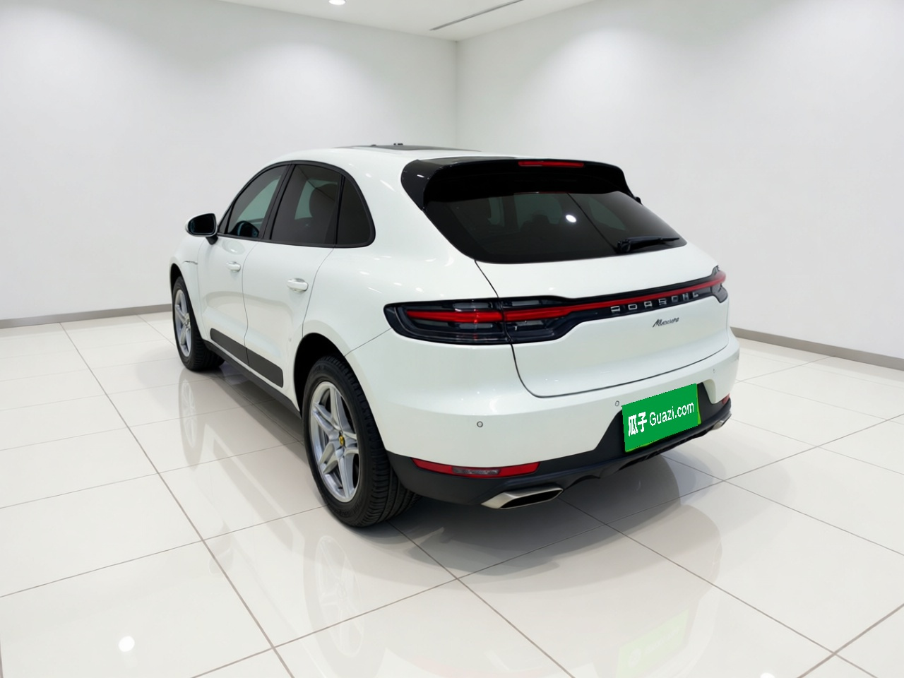 2018 Macan 2.0T photo 4