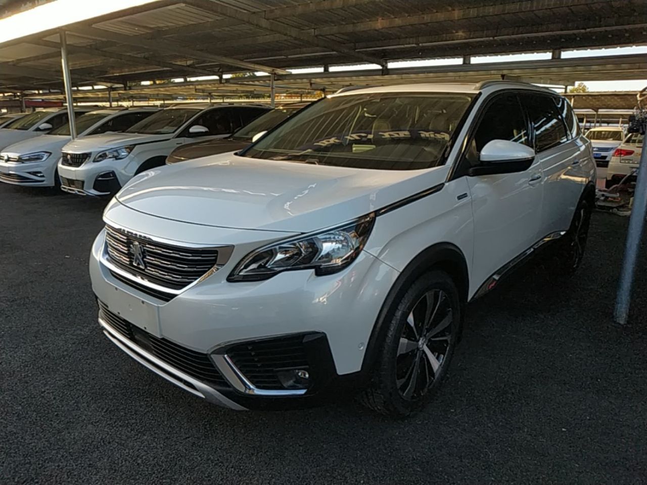 5008 2017 380THP 7-Seater Luxury
