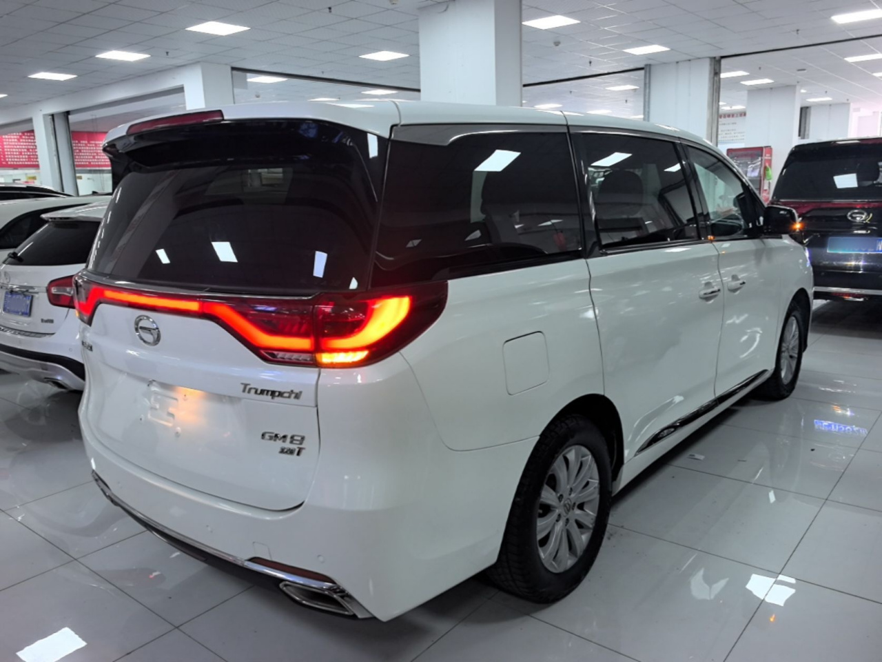 GAC Trumpchi M8 2018 320T Exclusive photo 4