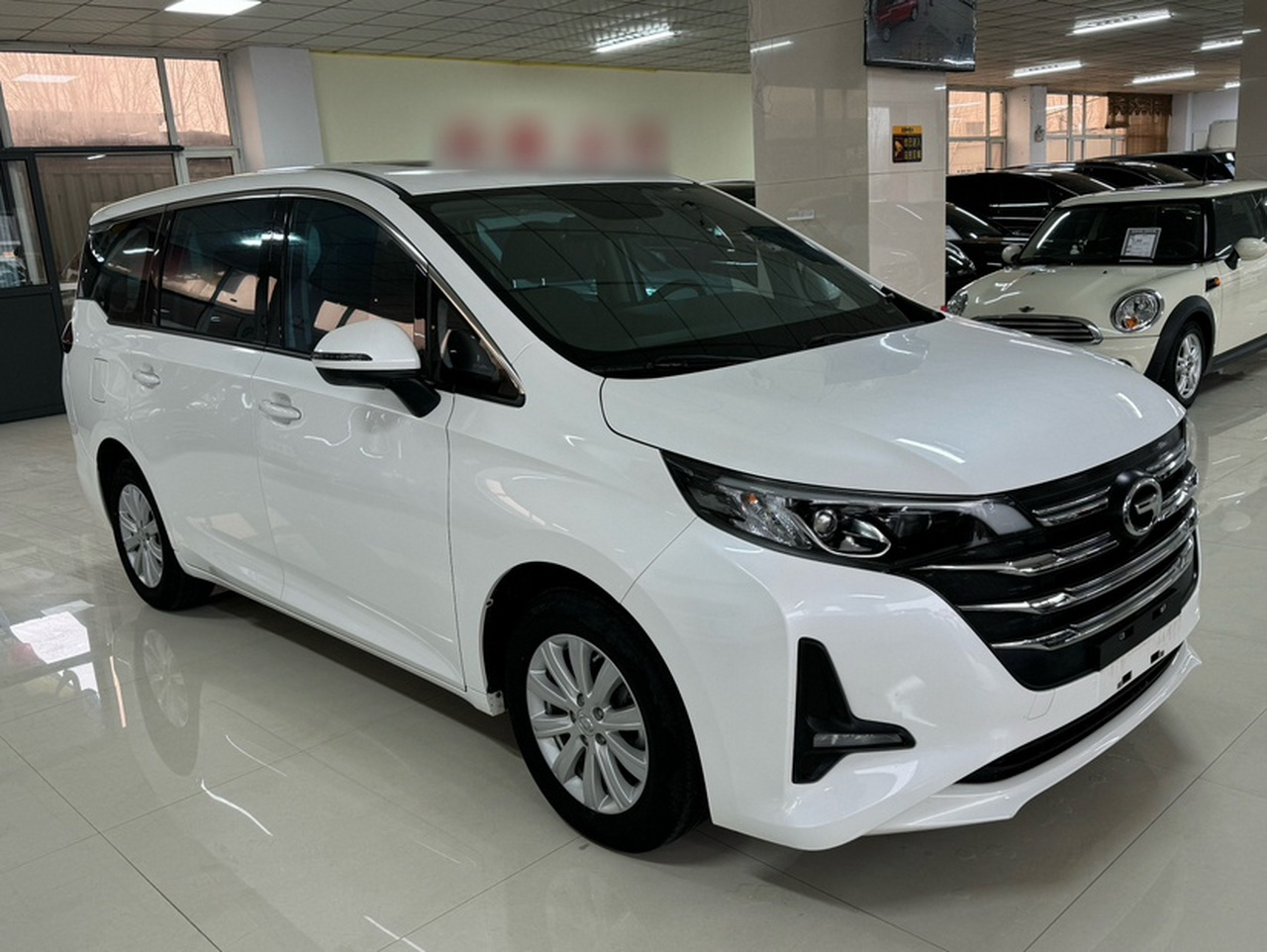 GAC Trumpchi M6 2019 270T DCT Luxury 7-Seater China VI photo 2