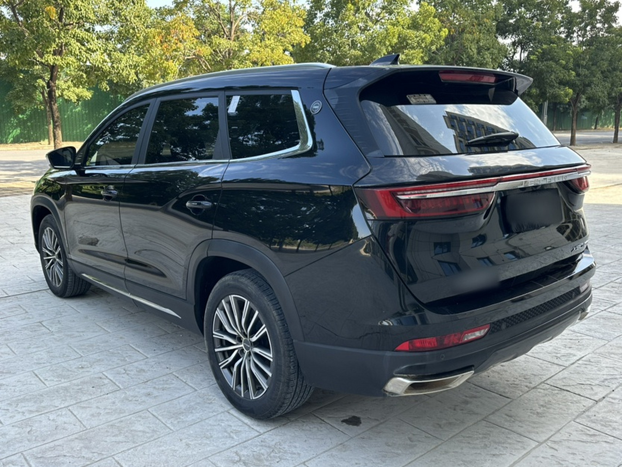X90 PLUS 2023 Facelift 1.6TD DCT 7-Seater photo 3