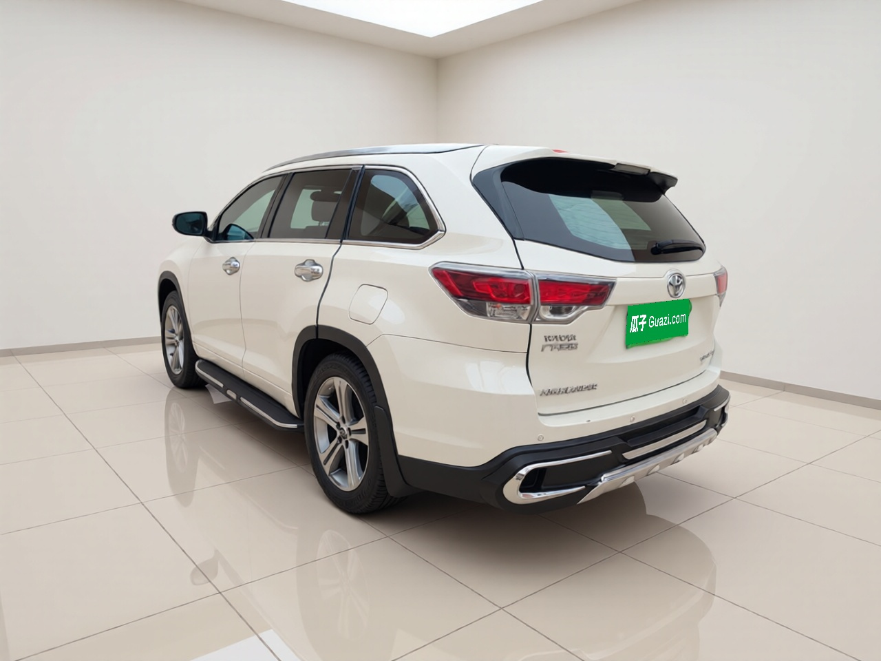 Highlander 2017 2.0T AWD Luxury 7-Seater photo 4