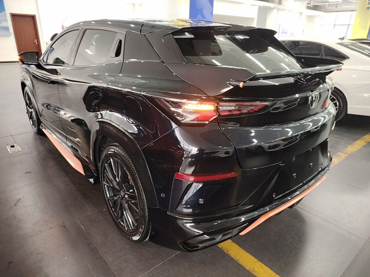 UNI-T 2022 1.5T Sport Flagship photo 4