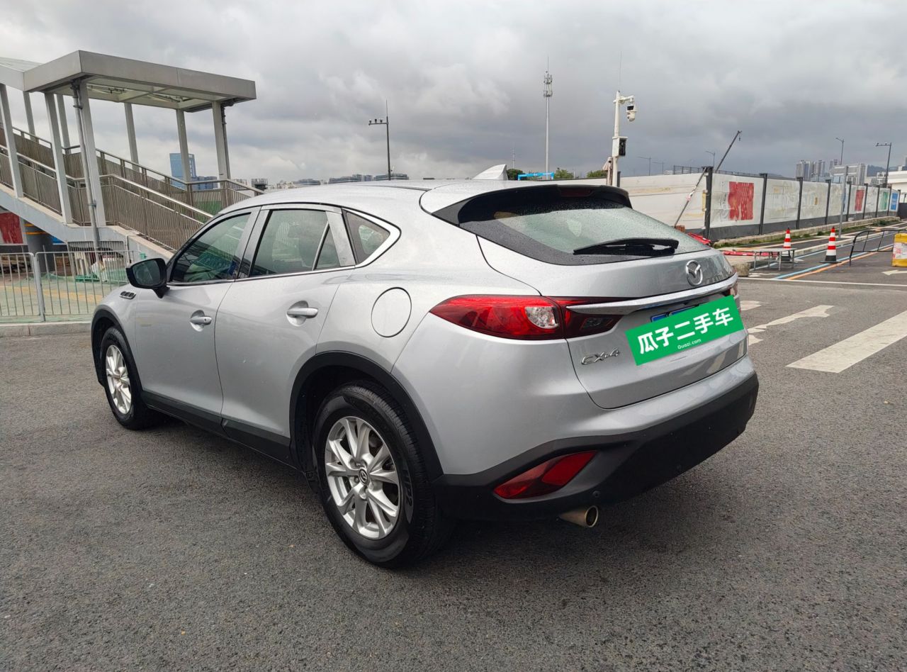 CX-4 2016 2.0L AT RWD Explorer photo 2