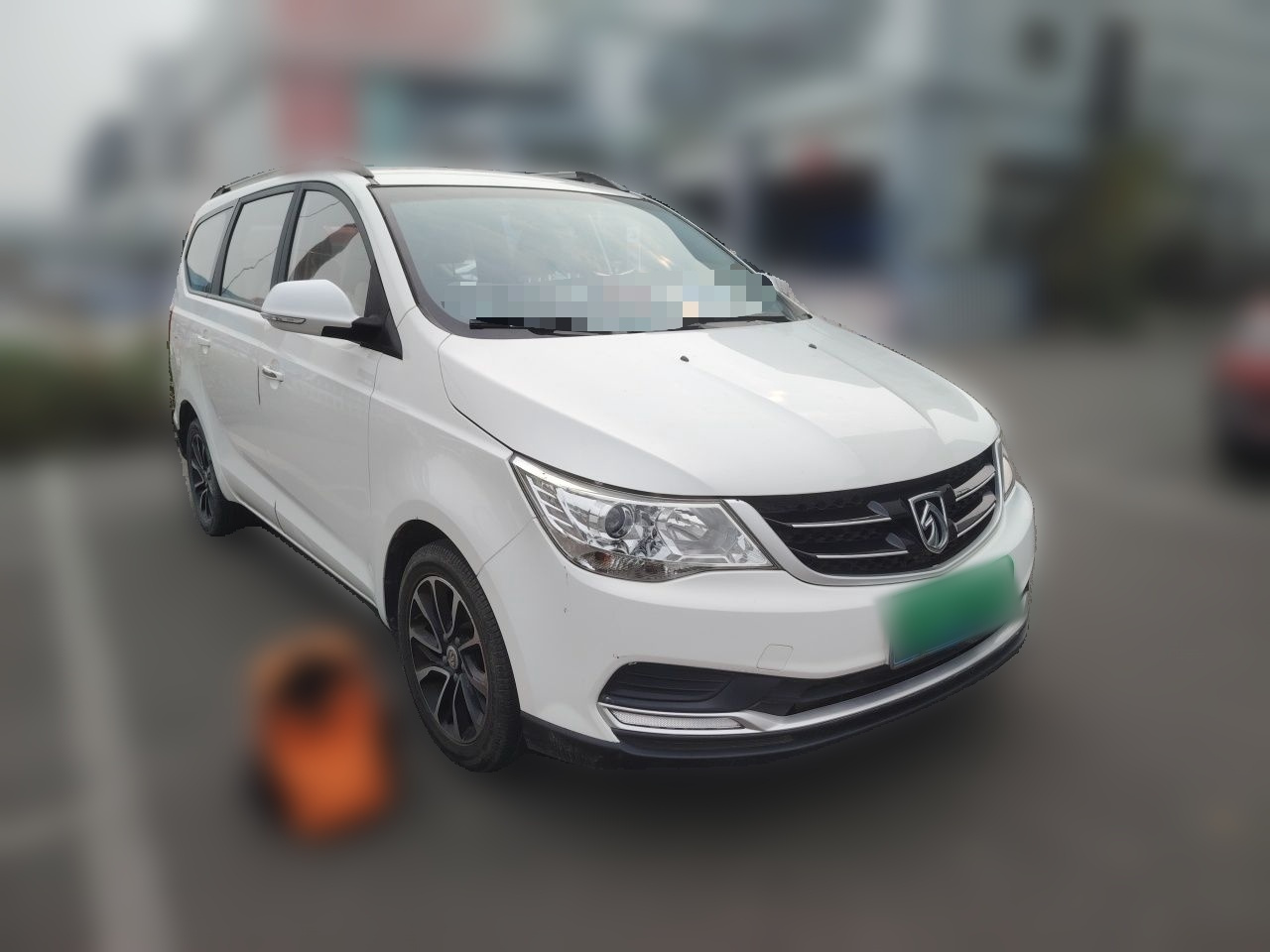 730 2019 1.5L MT Value 7-Seater China VI photo 3