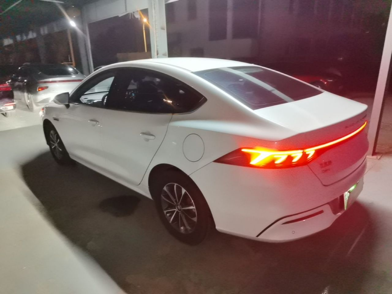 Qin PLUS 2021 DM-i 55KM Premium photo 4