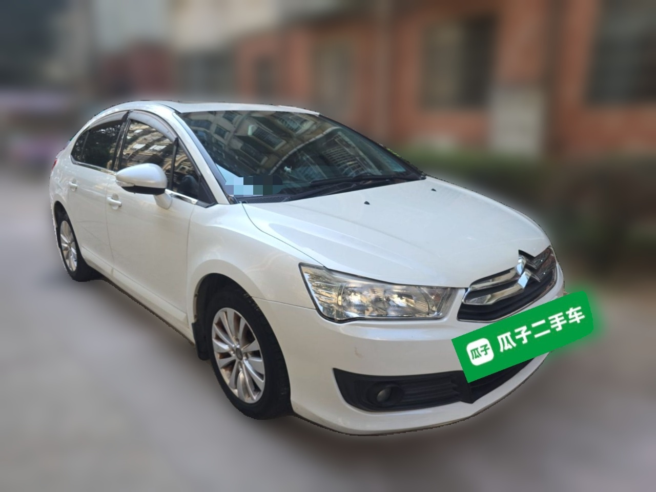 2014 1.6L AT photo 3