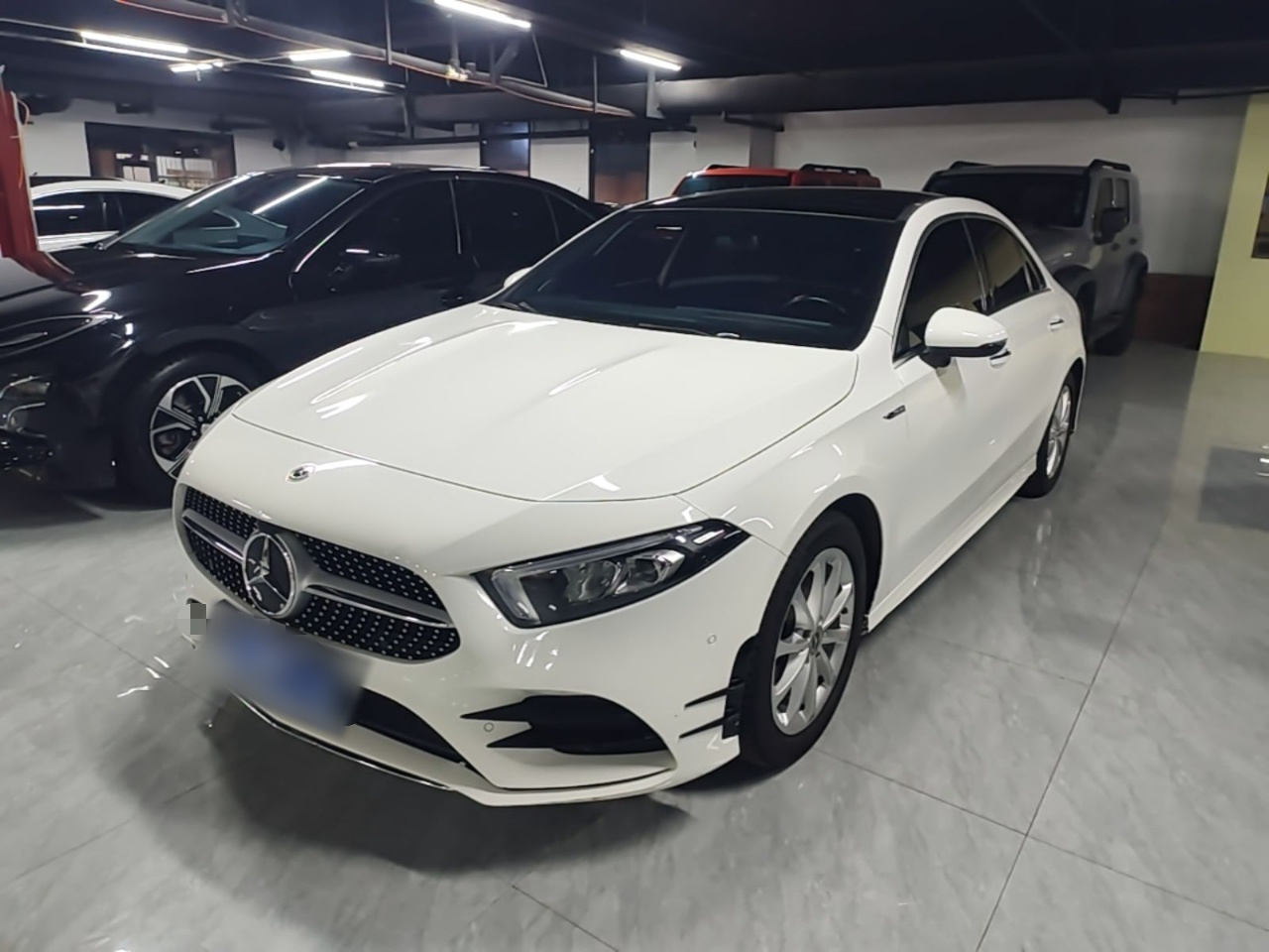 A-Class 2021 A 200 L Sport Fashion