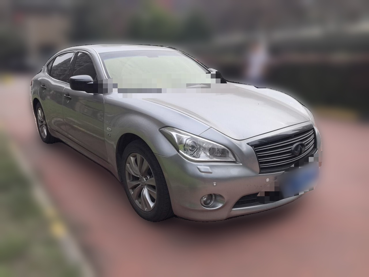 Q70 2013 Q70L 2.5L Comfort photo 3