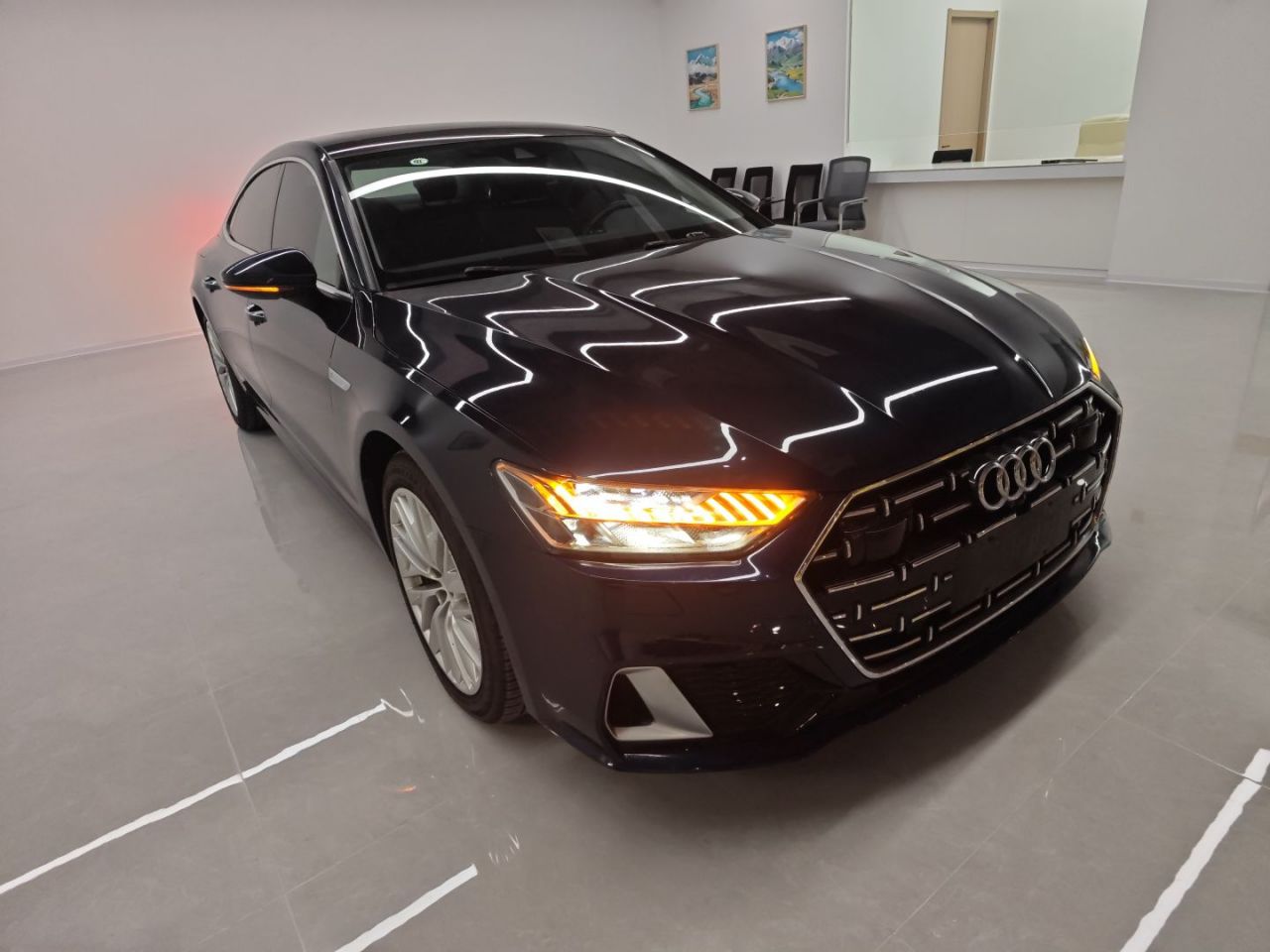 A7L 2024 45TFSI S-line photo 3