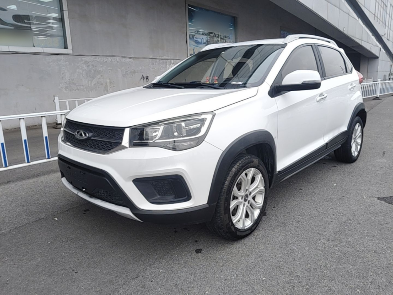 Tiggo 3X 2017 1.5L MT Leading