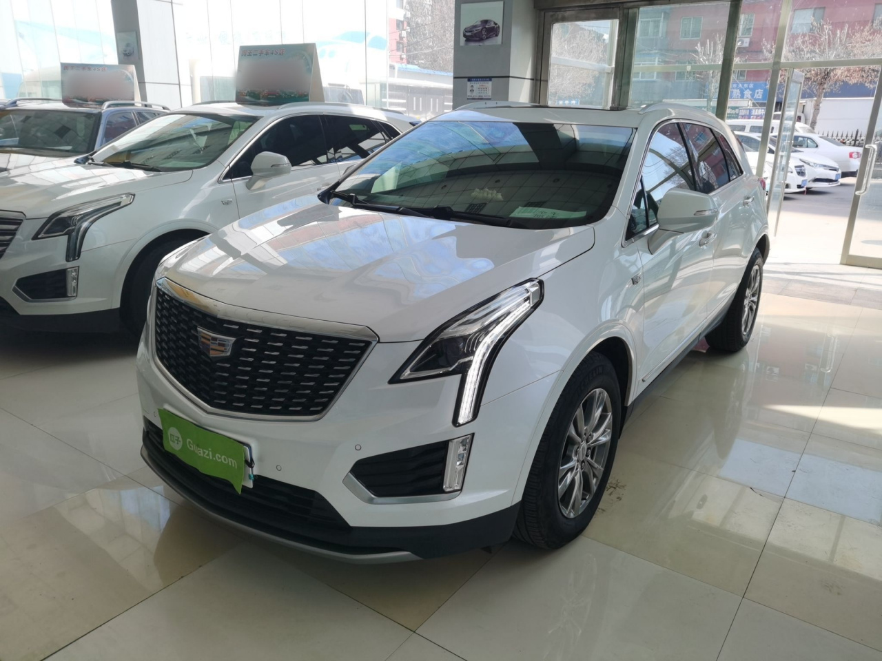XT5 2020 28T Luxury
