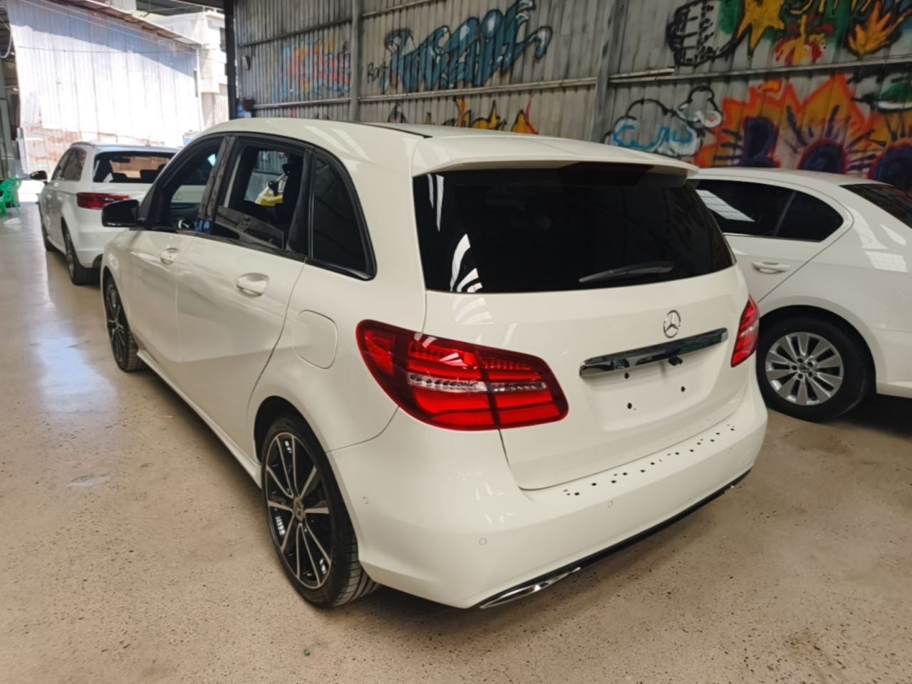 B-Class 2017 B 200 Luxury photo 4