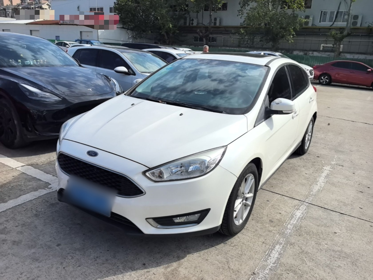 Focus 2017 Hatchback 1.6L AT Fashion