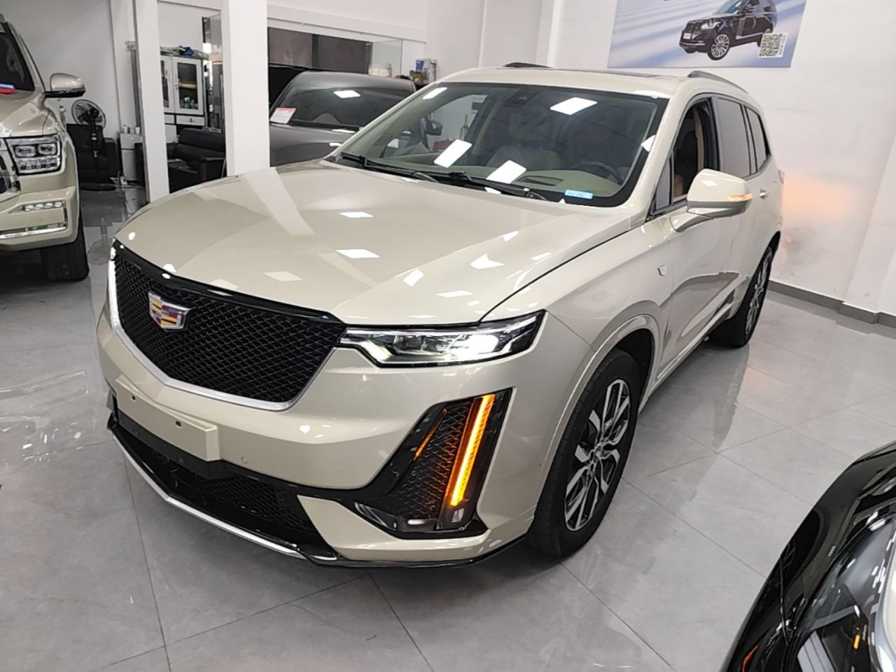 XT6 2021 2.0T 6-Seater AWD Platinum