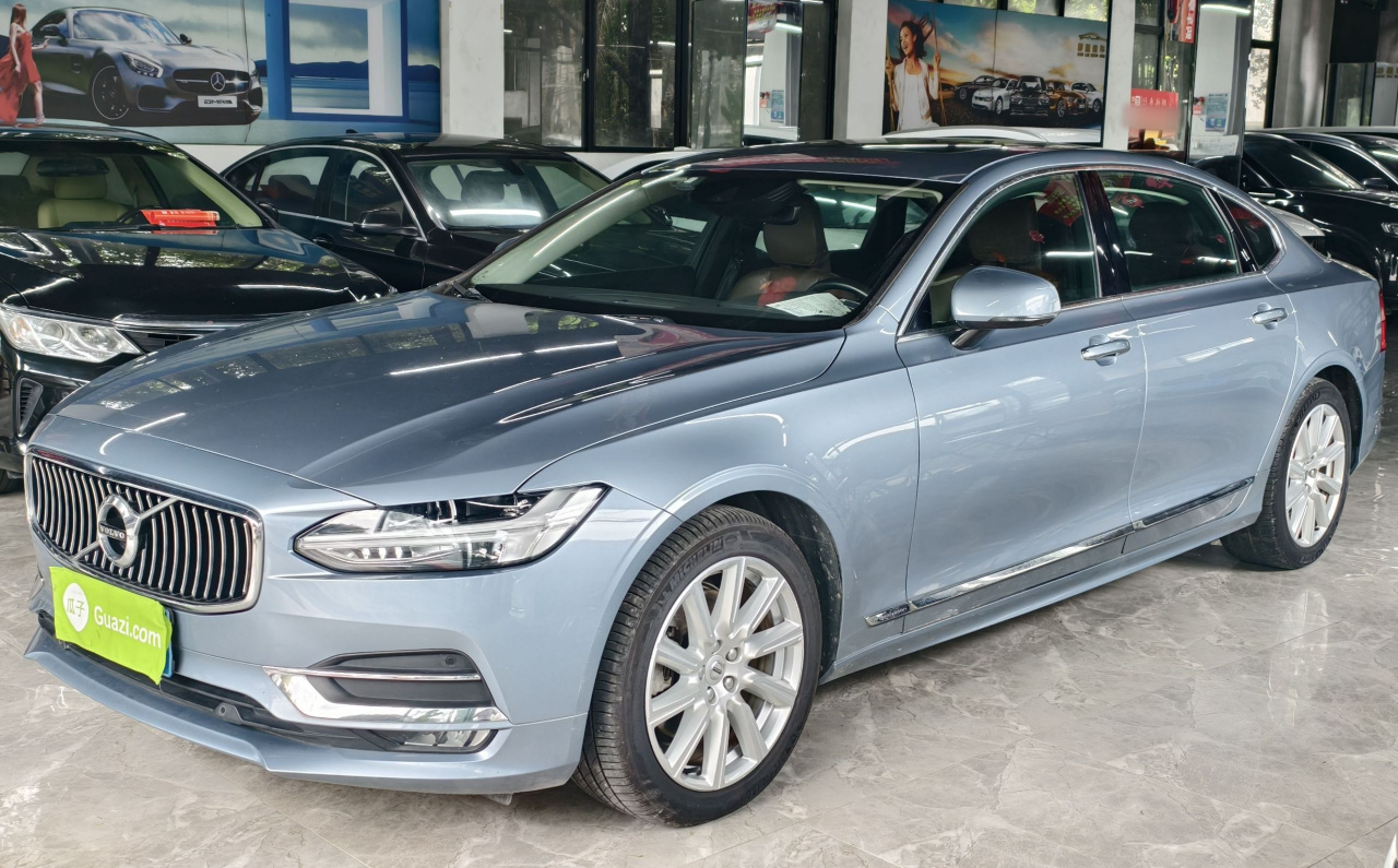 S90 2020 T5 Luxury
