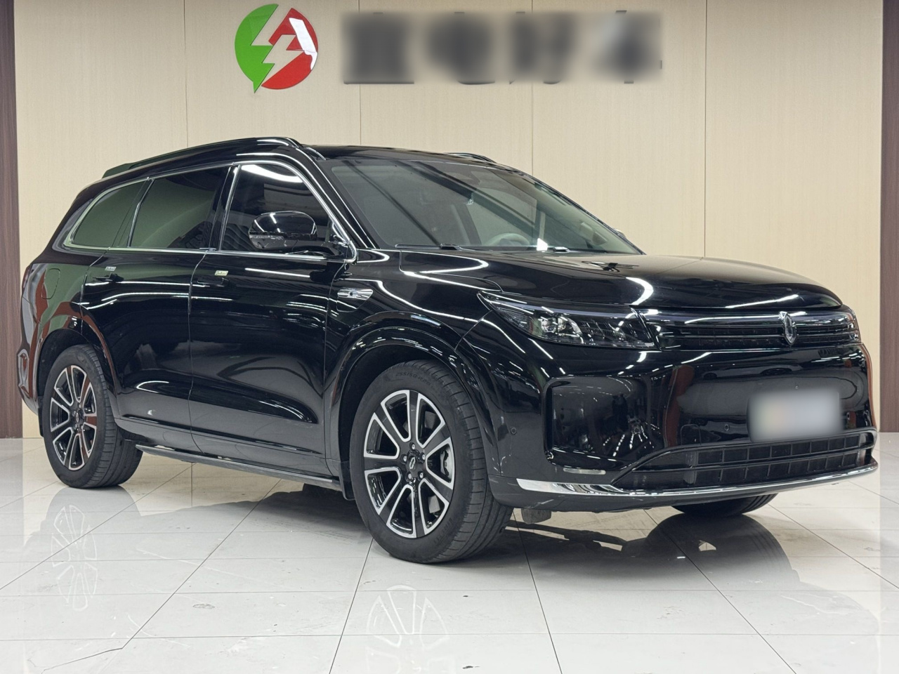 HIMA AITO M7 2024 1.5T ADAS RWD Pro 5-Seater photo 3