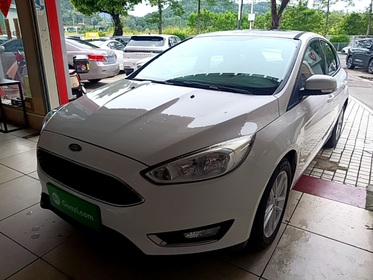 Focus 2015 Hatchback 1.6L AT