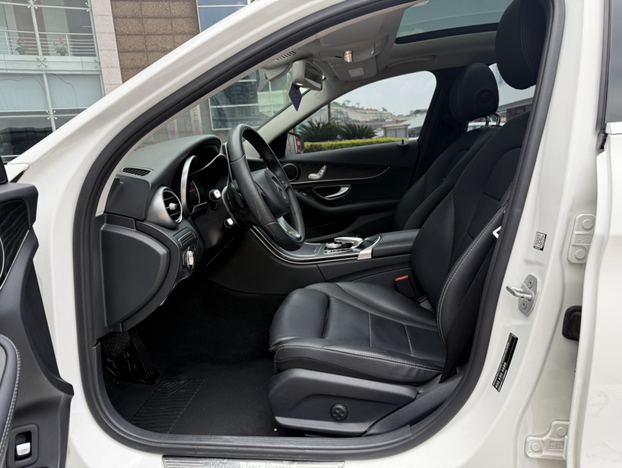 C-Class Imported 2015 C 200 Wagon photo 3
