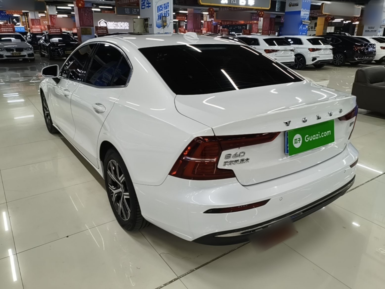 S60 2024 B4 Luxury photo 4