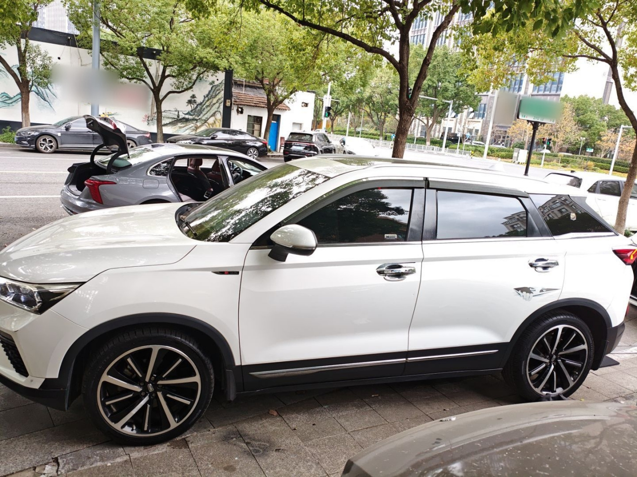 Bestune T77 2019 230 TID AT Luxury China V photo 4