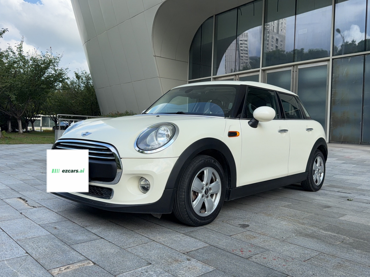 2016 1.2T ONE 5-Door